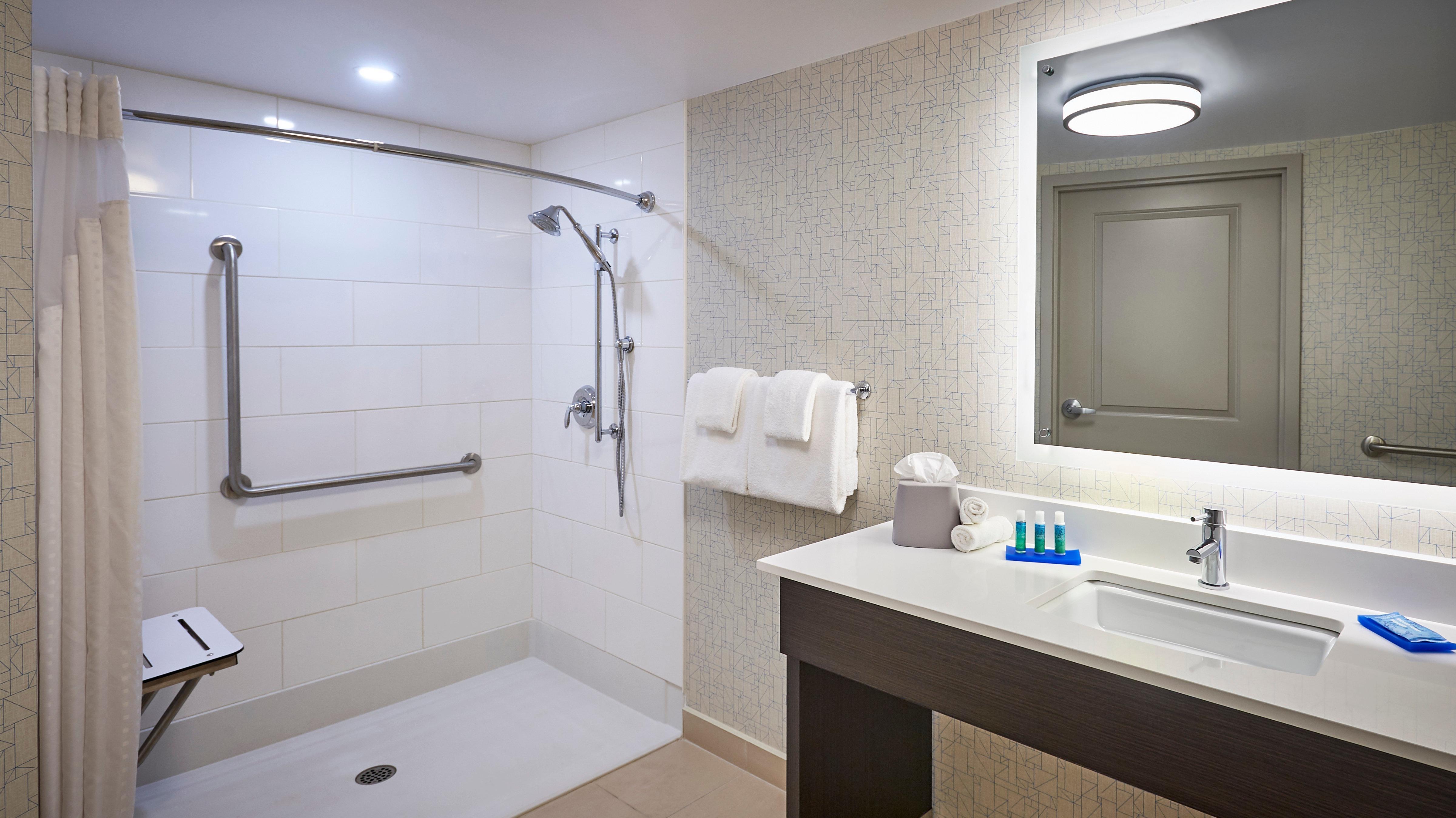 Holiday Inn Express Windsor Waterfront By Ihg Esterno foto