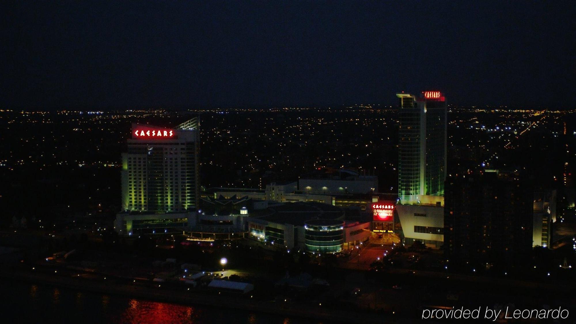Holiday Inn Express Windsor Waterfront By Ihg Esterno foto